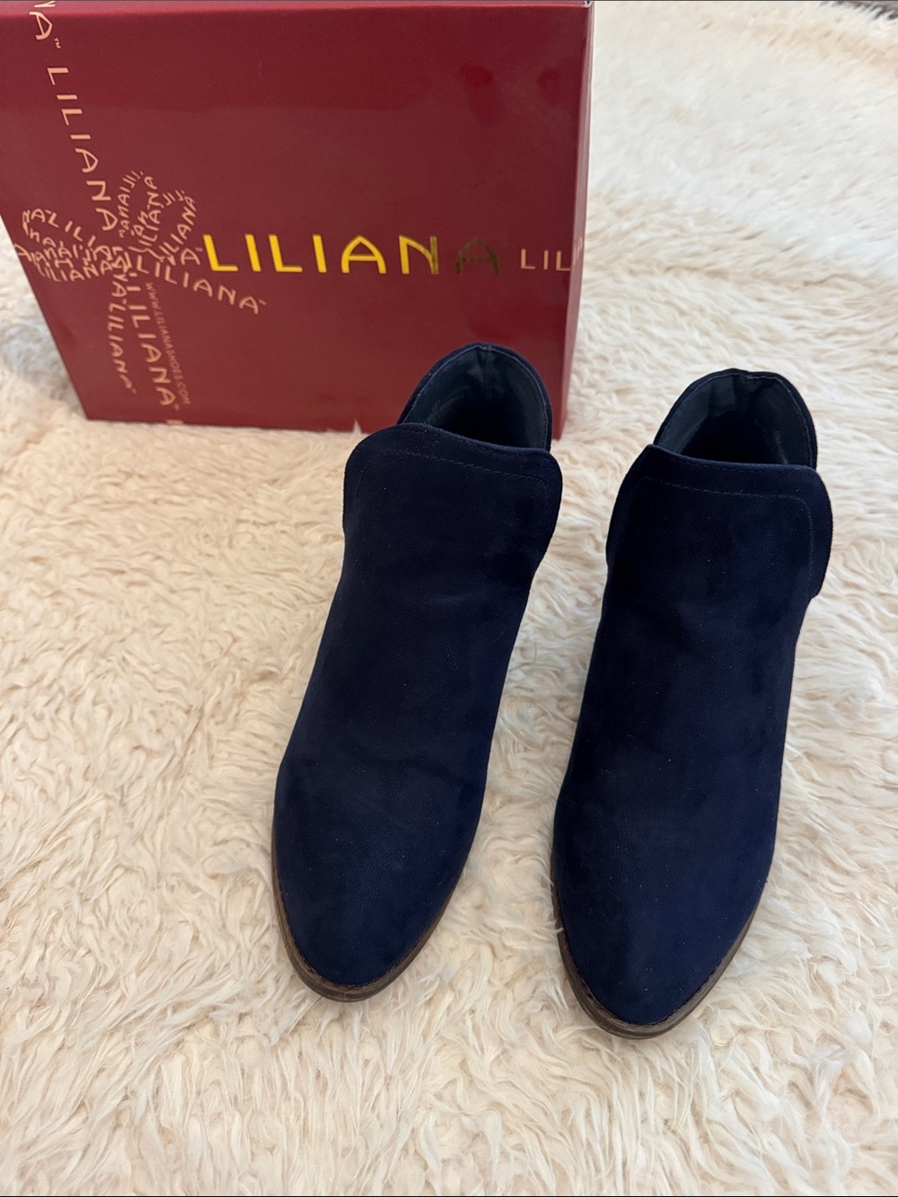 Liliana Navy Suede Pointed Toe Ankle Booties